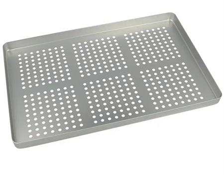 Norm-Tray alu. silver, perforerad, 18 x 28 cm (OBS beställningsvara)
